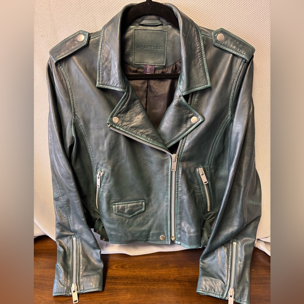 NWOT Rare Amaryllis Forrest Green/Dark Teal leather moto jacket. Size Large